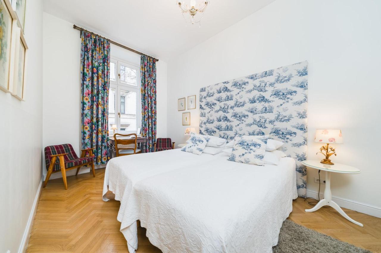 Classy Old Town Suites - By Upstairs Krakow Ngoại thất bức ảnh