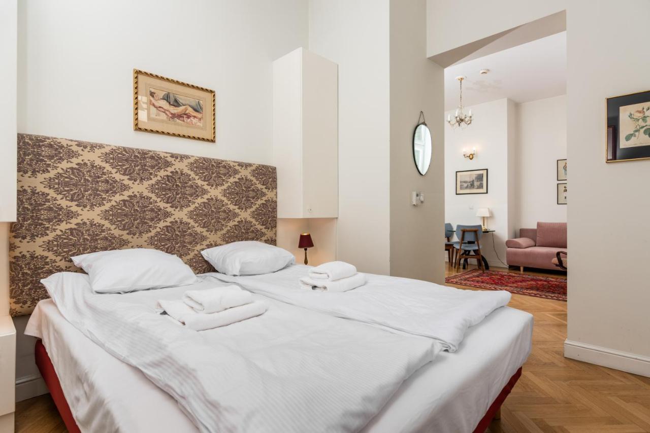 Classy Old Town Suites - By Upstairs Krakow Ngoại thất bức ảnh